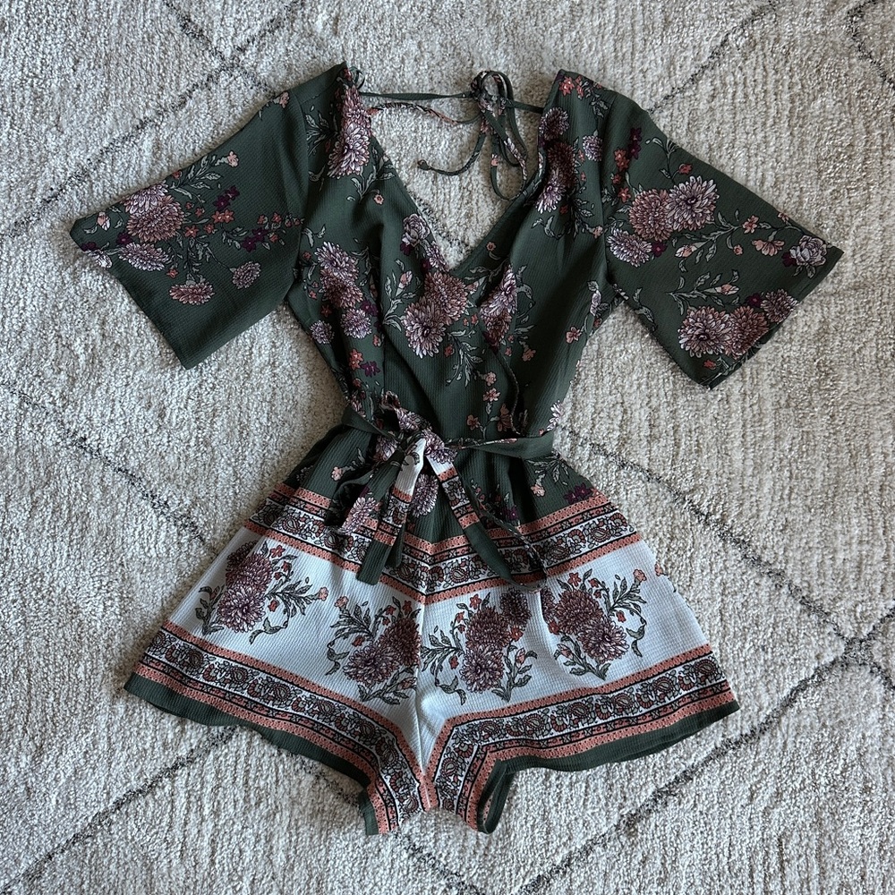 FRANCESCAS— Floral Romper